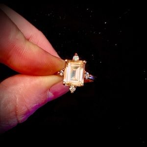 Stunning Morganite Ring with Diamond Accent